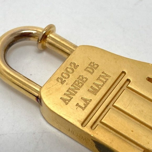 AUTHENTIC HERMES 2002 only Hand motif Cadena bag Accessories Charm Metal Gold - Picture 3 of 9